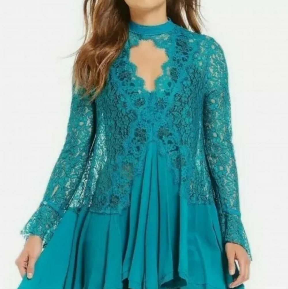 Free People Ocean Blue  Lace Mini Dress Size Medium New with tags